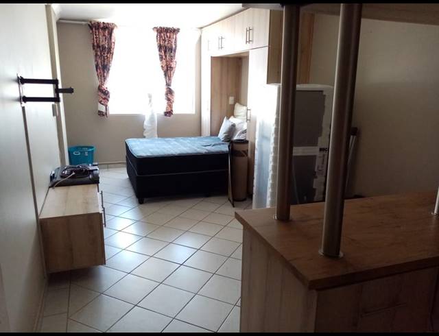 BEDROOM APARTMENT TO LET IN SOUTH BEACH